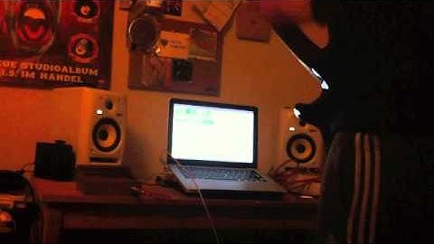 Live sketch 001: Using max/msp and audiomulch