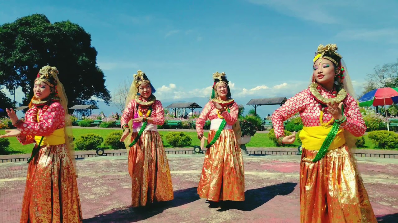 Nepali Maruni Dance / Embers Dance Studio Darjeeling