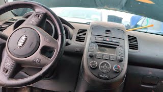 How to remove factory stereo Kia Soul 2012-2013