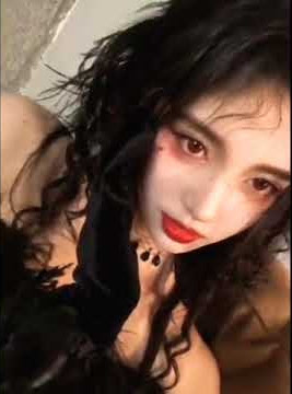 jujing yi  new version  update new stylish short tiktok video #cdrama  #jujingyi