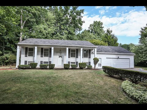 271 Courtly Circle, Rochester, NY home video tour
