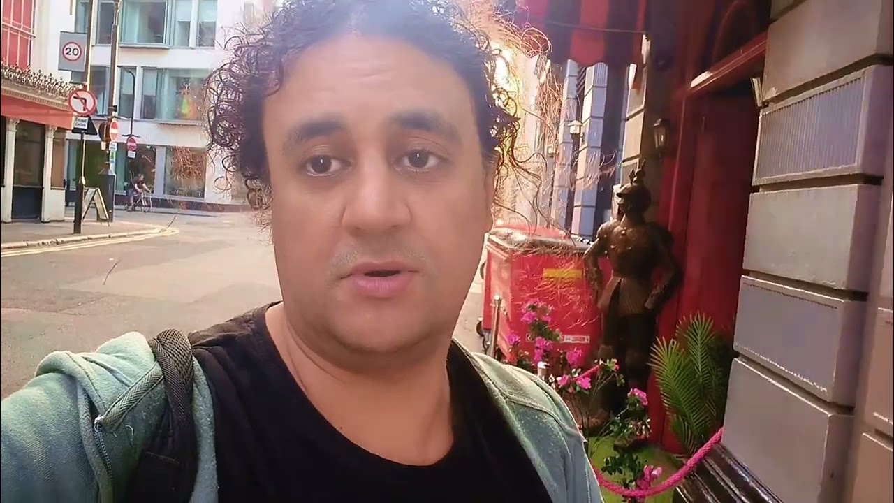 Comedy act at the Cocktail Bar near Old street