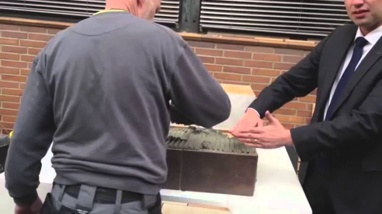 Монтаж и укладка ступеней для лестниц и крыльца - YouTube