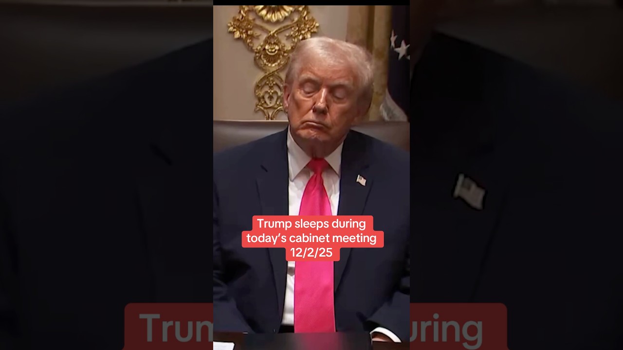 Trump Falls Asleep During Cabinet Meeting