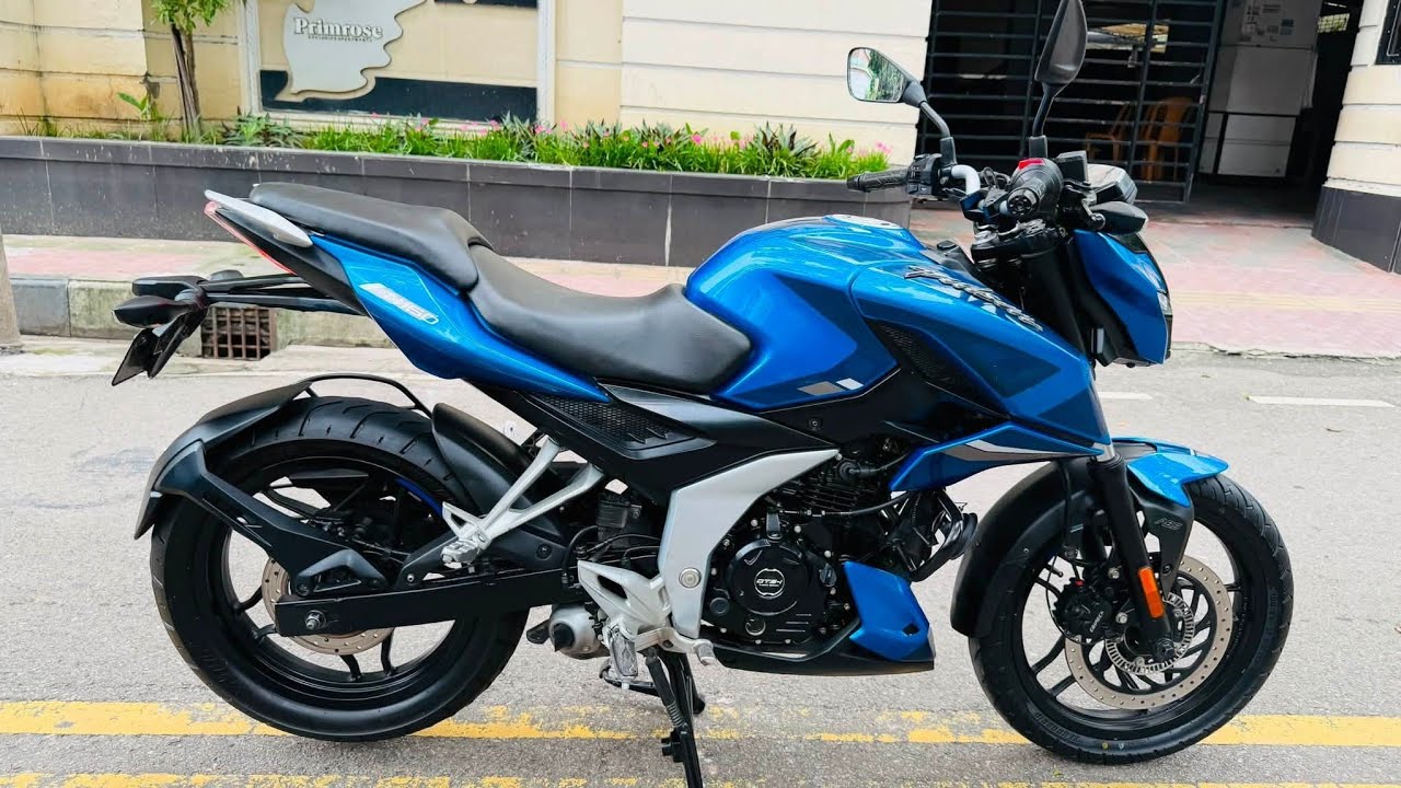 Bajaj Pulsar N160 2024 Blue