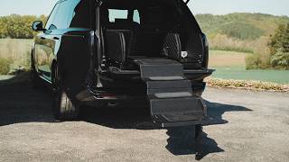 Range Rover Autobiography Dog & Drive System | Dogs, Luggage & Split Tailgate Travel