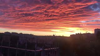 Muhteşem Görünüm Ve Huzur Verici Ezan Ses