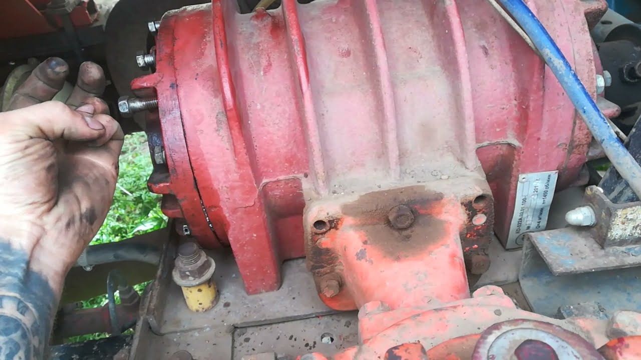 Замена ушатанного вакуумного насоса - YouTube