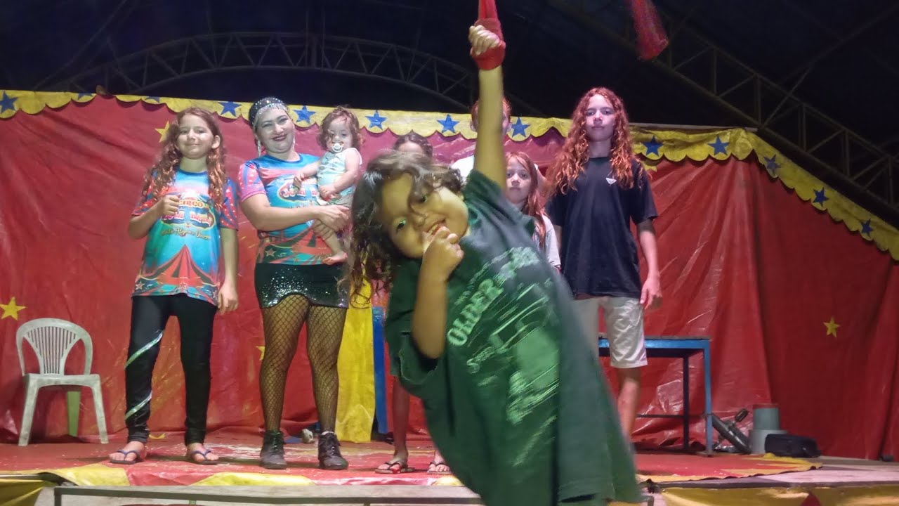 Chegou o dia da estreia do circo joia rara 🎪💎🕊️