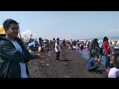 tempat wisata pantai paseban kencong ,jember