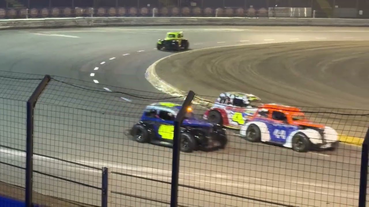 Oval track legends Final edited highlights Foxhall Stadium 9/8/25