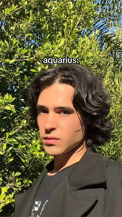 normal people vs aquarius ♒️ #astrology #zodiacsigns #aquarius us