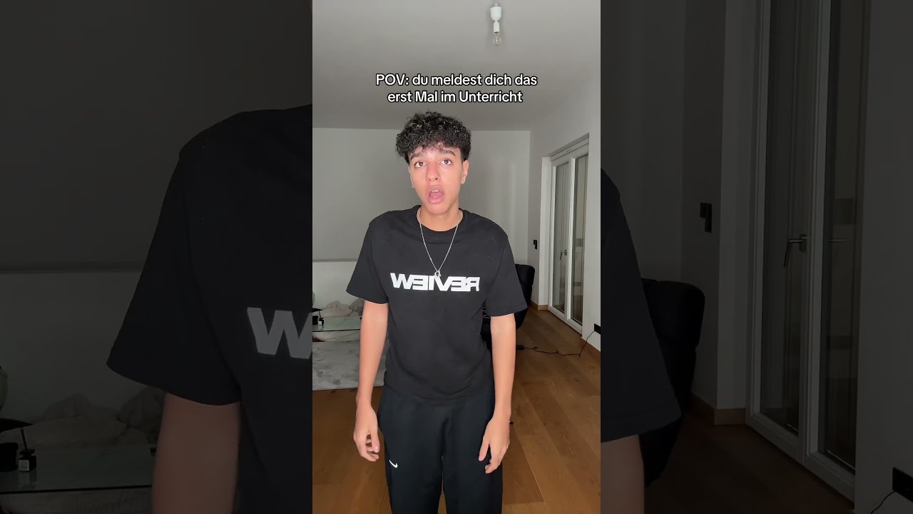 POV Du Meldest Dich Das Erste Mal Im Unterricht Shorts