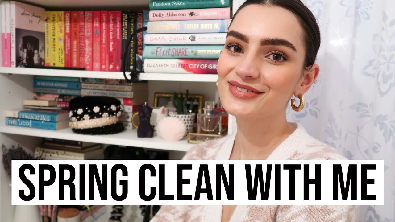 Declutter and Organise With Me! Books, Notebooks and Perfumes | Peexo