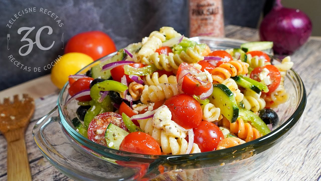 Ensalada Griega con Pasta | Saludable y fácil de hacer 😉
