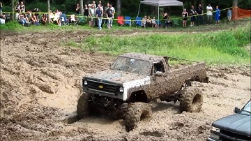 2018 BUK  MUD BOG / PART  2  /  ADDITIONAL TRUCKS JOIN THE ACTION