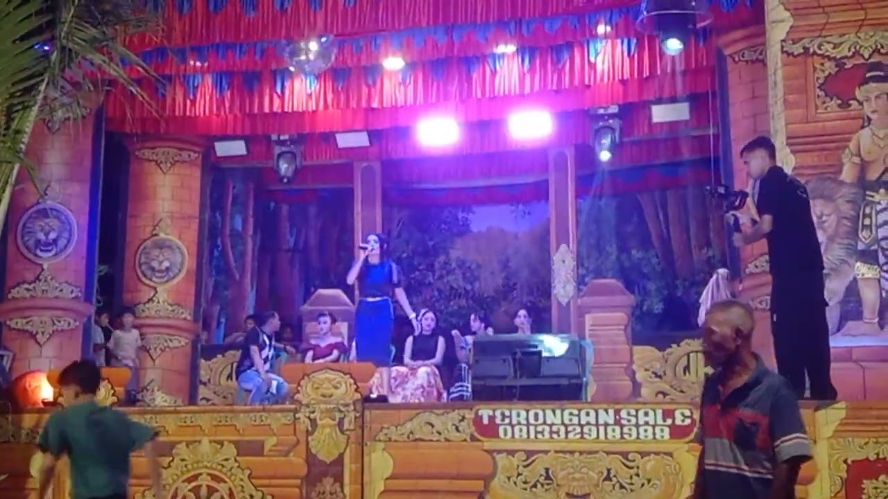 artisnya ketoprak wahyu Budoyo di desa blimbing kecamatan jatirogo