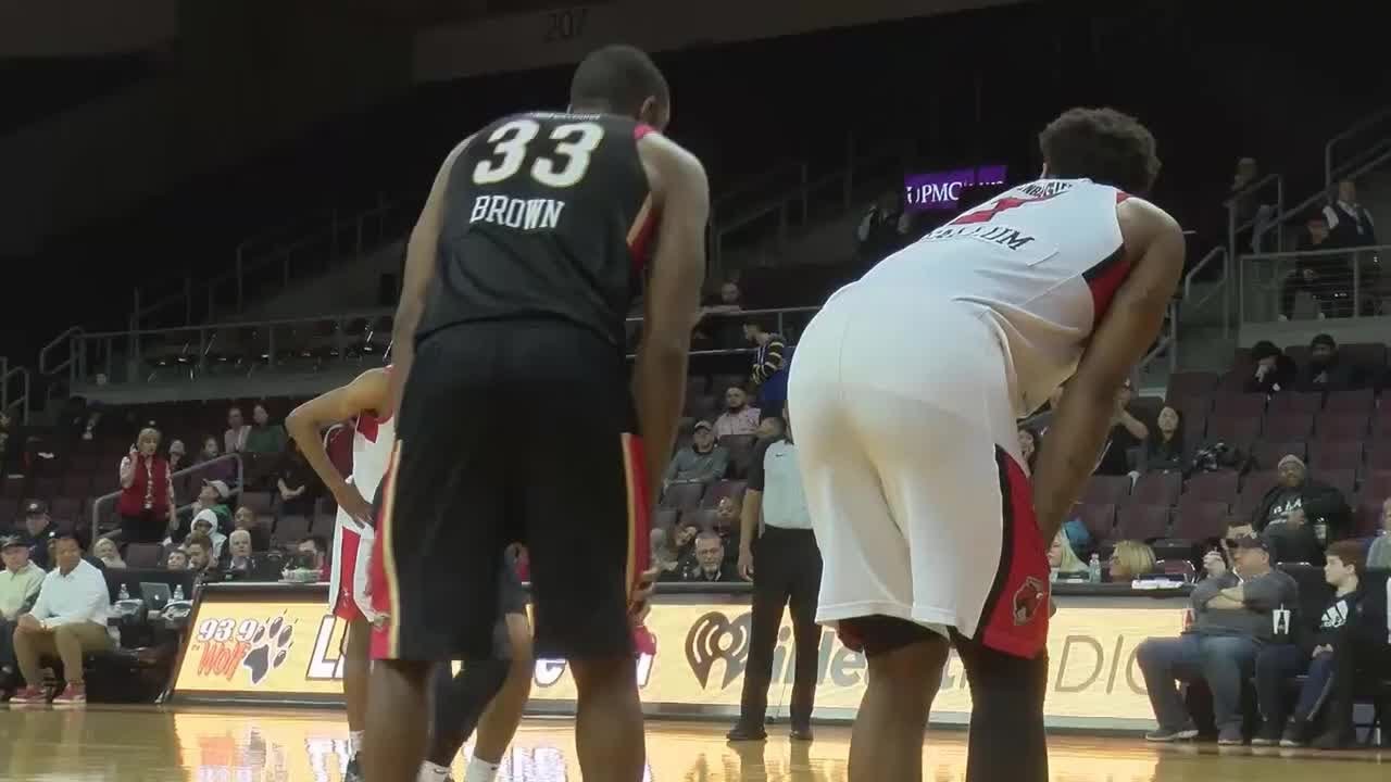 Tony Carr Hits Game Winning Shot In G League Youtube