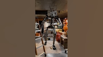 We are NOT surviving Nosey 😨