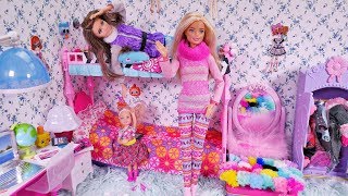 Barbie arguing sisters 🎀 Funny jokes Skipper and Chelsea 🎀 Story dolls bunk bed