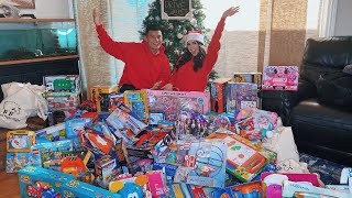 HOSTING A CHRISTMAS TOY DRIVE!!!