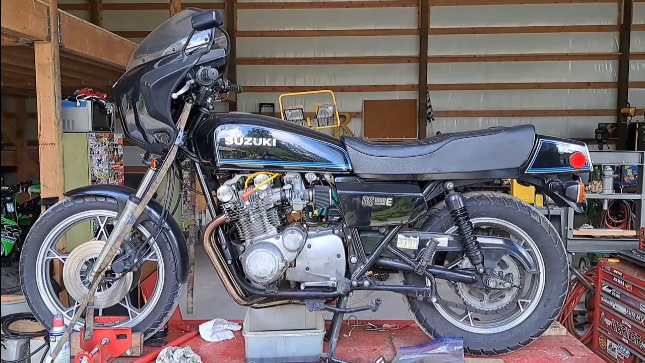 Suzuki GS1000 Crash Damage Repair & Stator Replacement