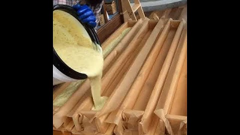 BATCH soap making - Pour Traced Soap into Wood Molds