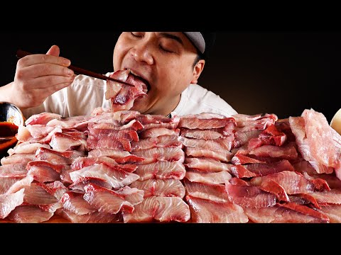 Sliced Raw <strong>Yellowtail</strong>