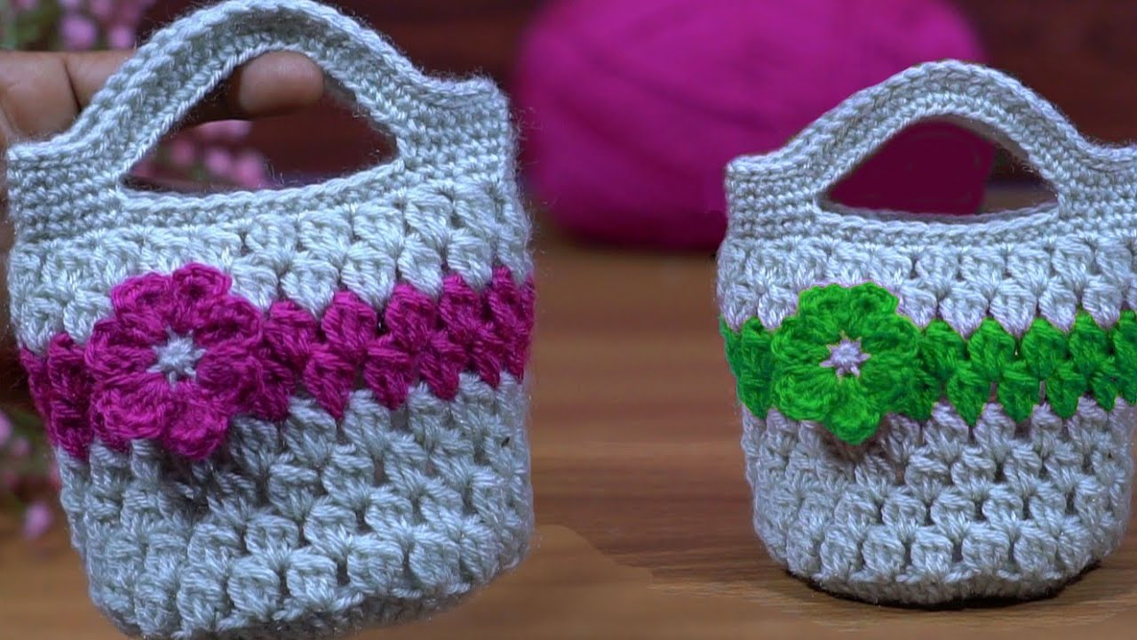 Woolen crochet bag making #knitting easiest purse #easy crochet project #easy #tunisian knitting