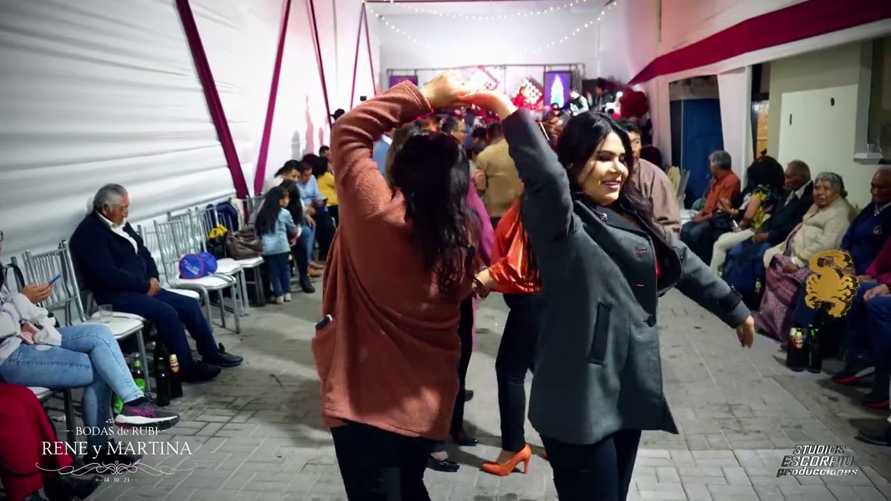 Los PUKAS del PERU - Mix Pampacolquinos : En Vivo AREQUIPA