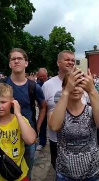 Полуденный выстрел в Санкт-Петербурге с Петропавловской крепости - YouTube