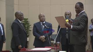 Hivi ndiyo Waziri wa Kilimo, Japhet Hasunga alipokula kiapo