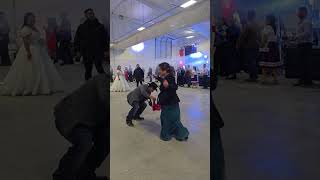 bailando El Torito...