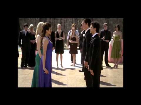 Damon e Elena Hero.wmv