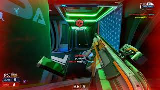 College Tryhard plays Splitgate...