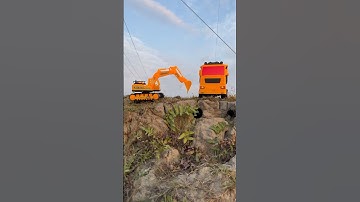 Jcb Truck Vs Jcb Crane Crash #toys #toy #truck #jcb #cars #shorts #cranevstruck #jcbtoys #excavetor