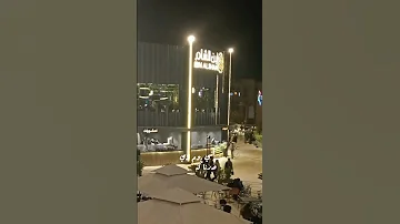 خدني معك على درب بعيدة مطرح ما كنا ولاد صغار مطاعم ابن الشام مصر ابن الشام 