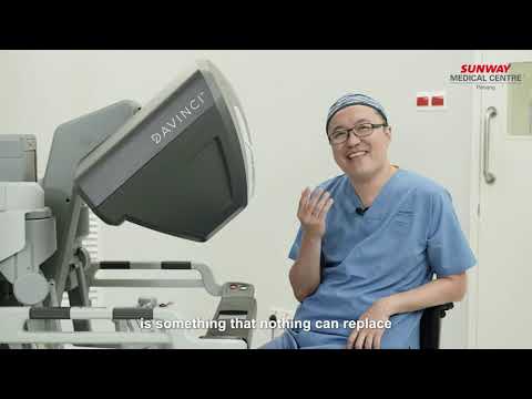 Episode 11: 𝗗𝗿. 𝗛𝗲𝗮𝗵 𝗛𝘀𝗶𝗻 𝗧𝗮𝗸: Pushing Boundaries \u0026 Improving Lives