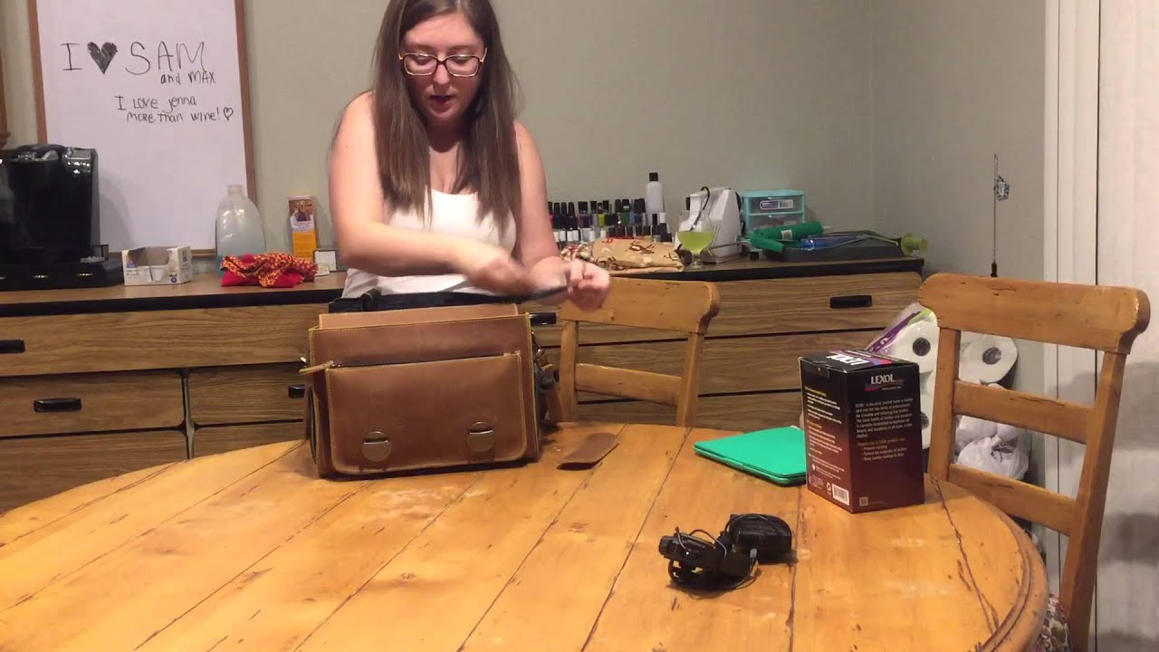 Detailed review of The House of Flynn Indie Messenger camera bag YouTube