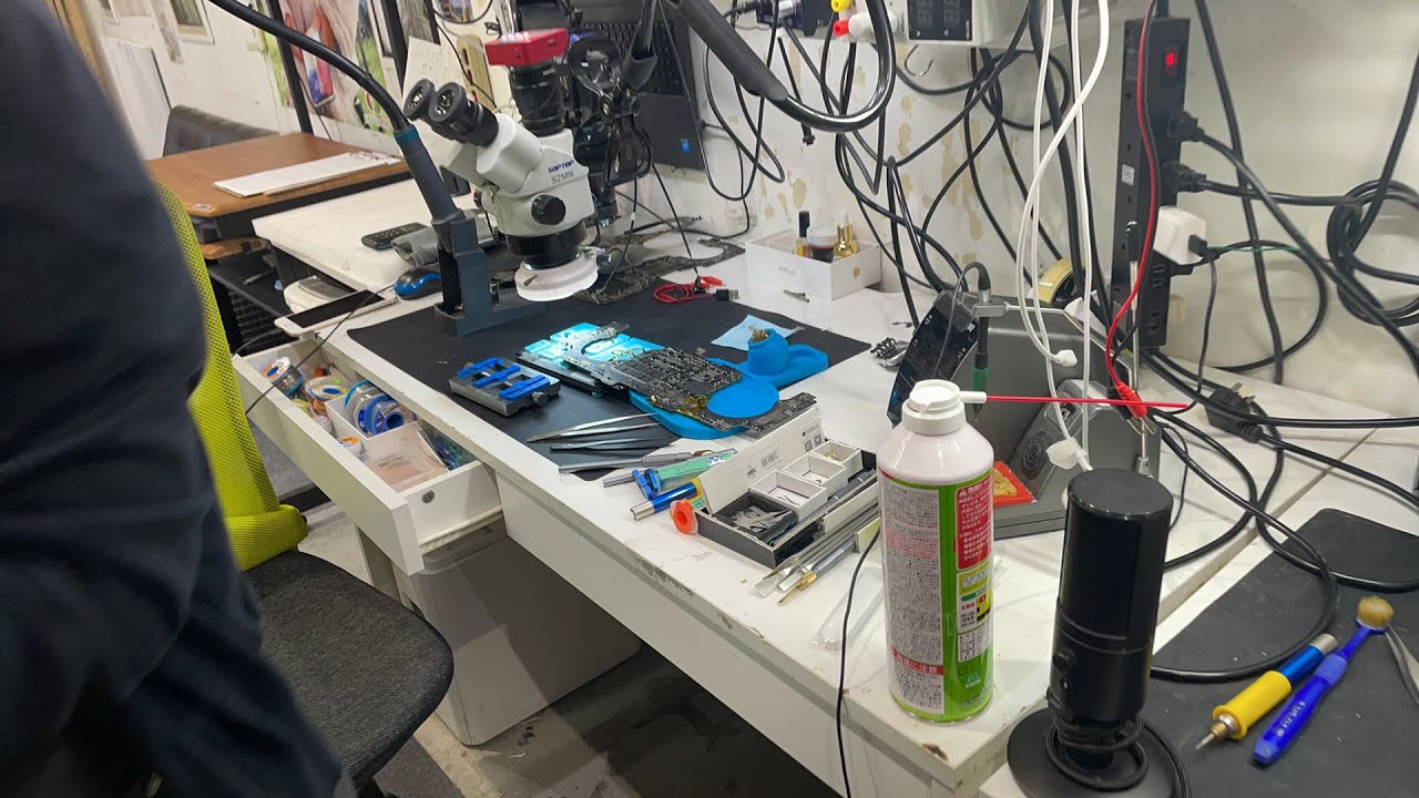 MacBook Pro 2019 SSD/NAND Chip Remove Repair - YouTube