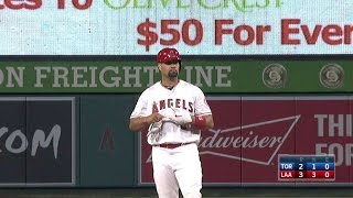 TOR@LAA: Pujols clears the bases on double down line