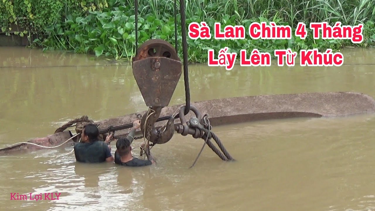 Ngày Tiếp Theo, Lấy Phần Mũi Sà Lan Chìm 4 Tháng, Gãy Đôi