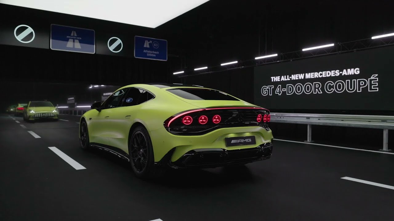 Mercedes-AMG GT 63 4-Door Coupé Interior Design in Sunny lime magno