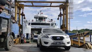 Kapal Feri Antar Kecamatan Sistem Kerja Ada Mirip Kapal Perang Amfibi