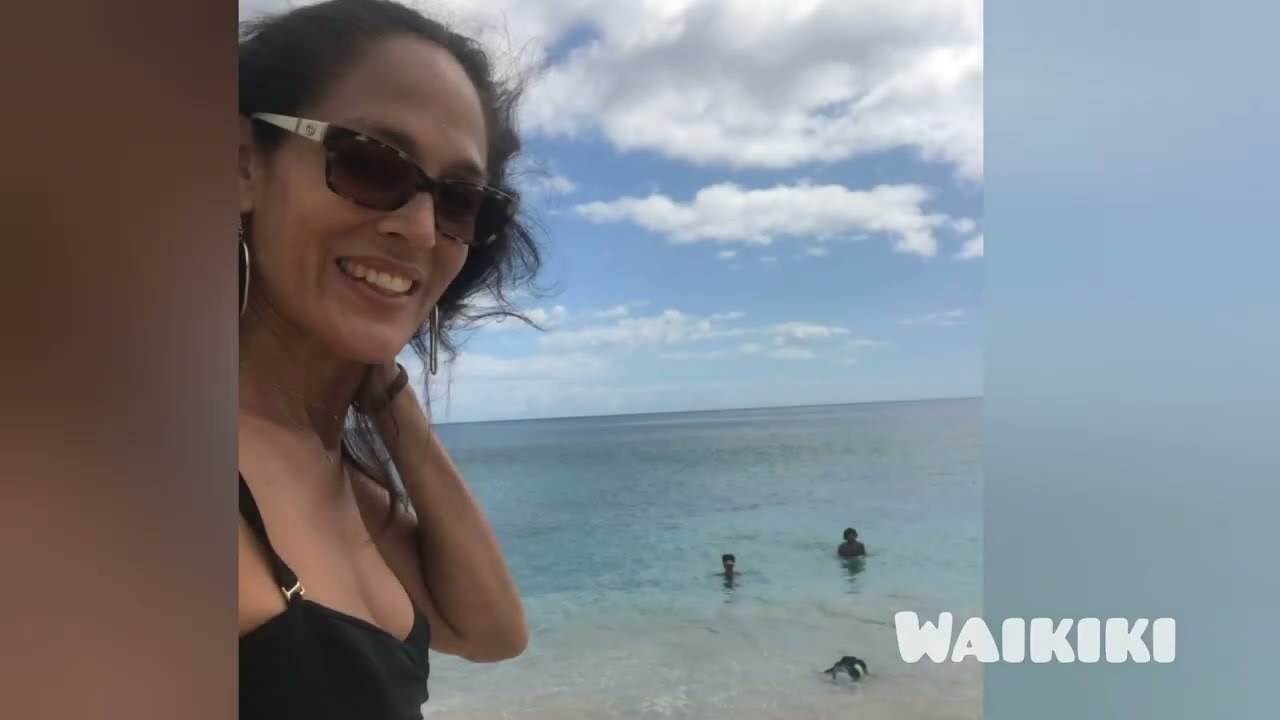 Salsa Dancing at Play Bar Night Club Waikiki