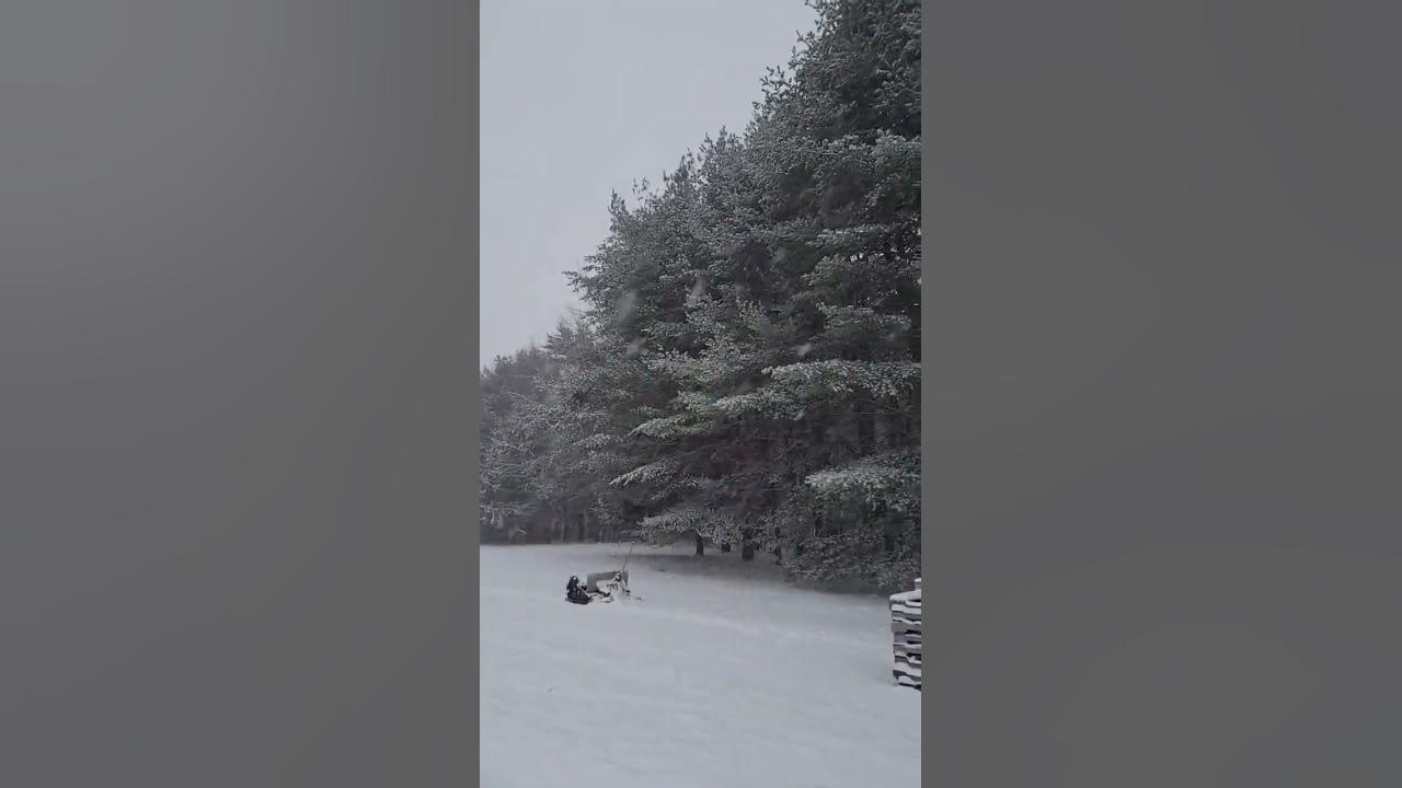 It's Snowing In Florida!! YouTube