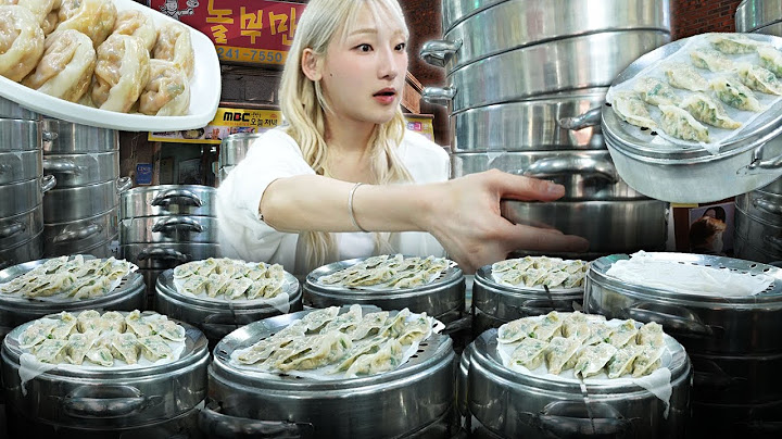 내 인생만두다 진짜..지금 80개를 먹었는데도 안질려요..의도치 않은 만두찜기 탑쌓기