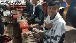 gending krucilan kuda masuk...... wargo budoyo ..