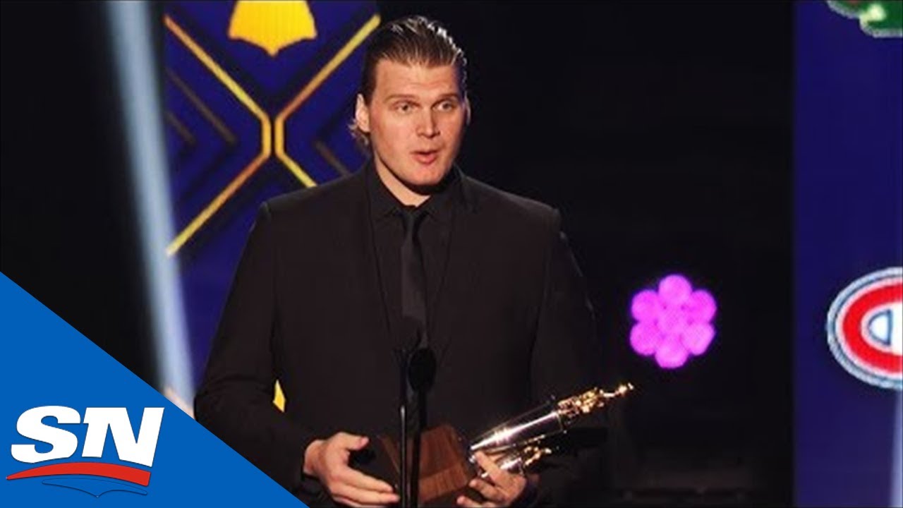 Robin Lehner Gives Moving Speech After Winning 2019 Bill Masterton Award