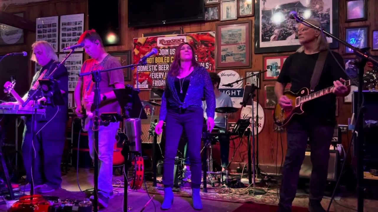 Retro rocks the Rivershack!